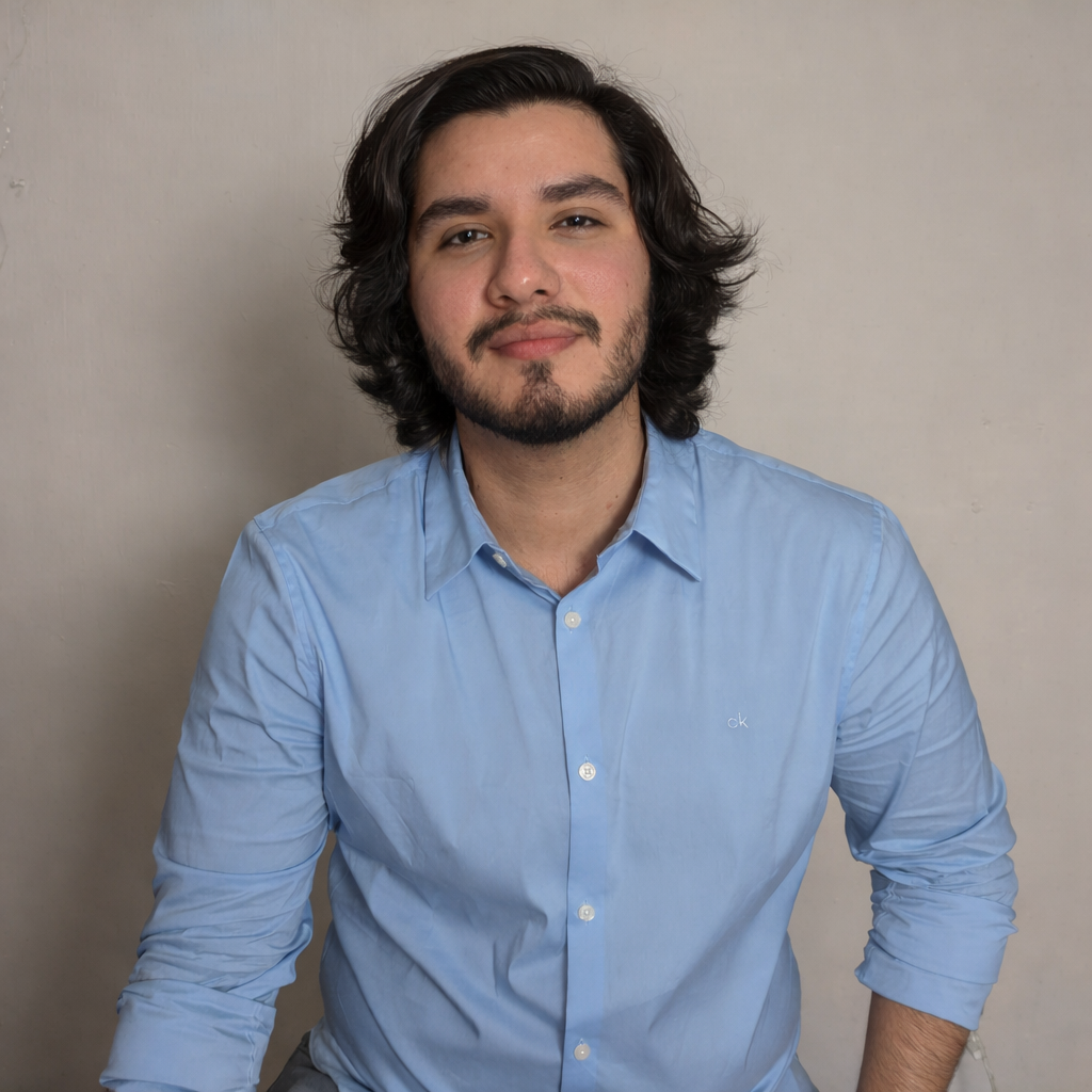 Portrait of Daniel Paredes